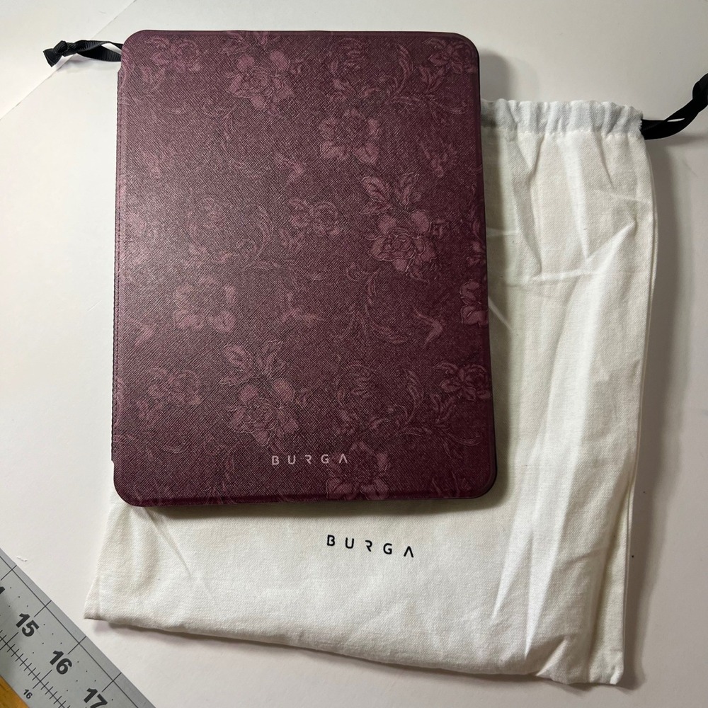 Burga Apple Ipad Air Case Capulet Pattern Burgundy Floral 7 x 10" NIP
